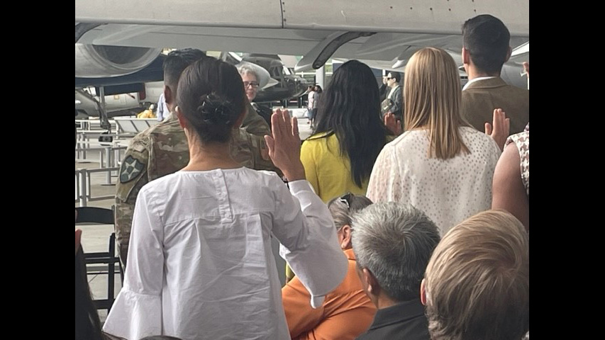 Newest U.S. citizens take the Oath of Allegiance at the Museum of Flight