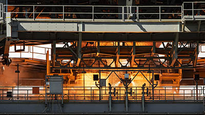 SLS hot fire test engines firing